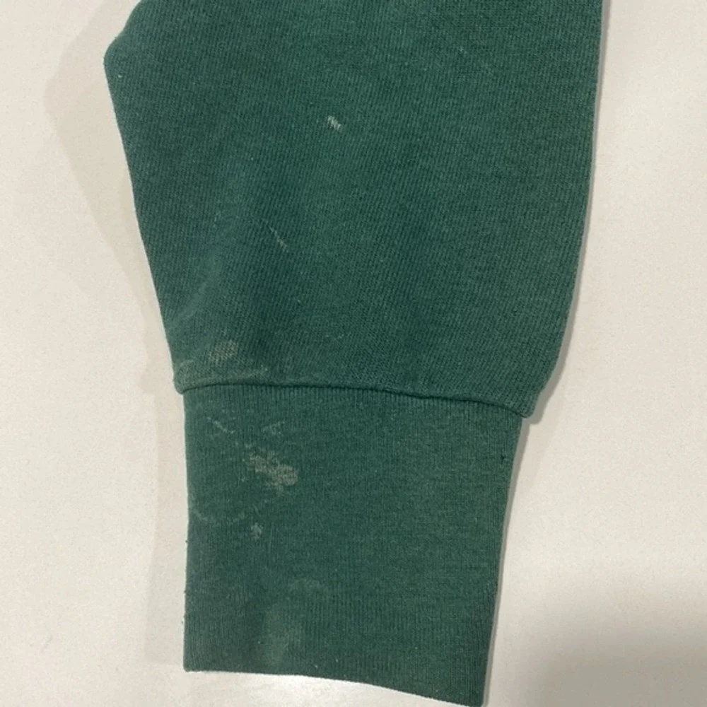 Delta this sweatshirt